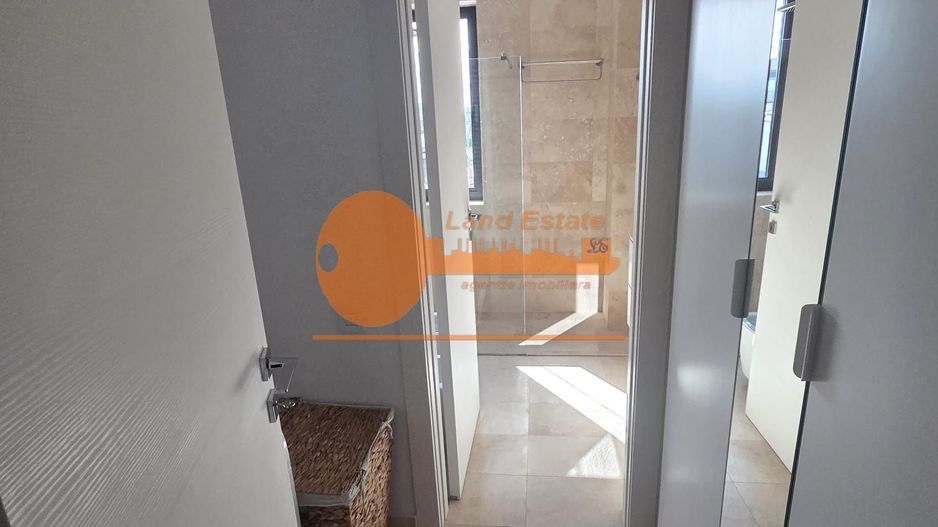 4 camere Cismigiu ( Terasa 24mp-2 locuri parcare) - Poză 14