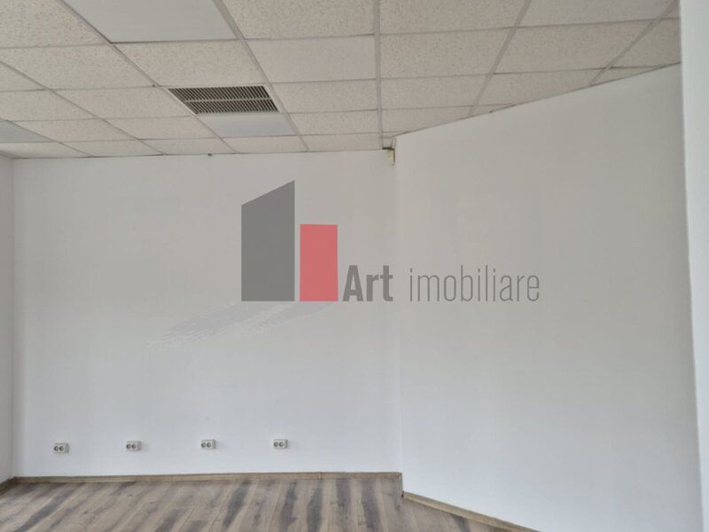 Spatiu Comercial de inchiriat, Ghencea, 60mp, Vitrina 10ml - Poză 2