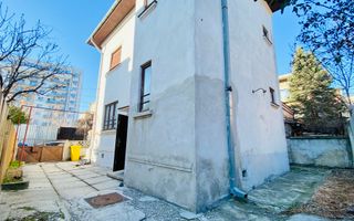 Casa singura in curte in apropiere de Parcul Carol - Poză 2