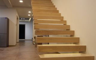 Un camin diferit , gandit pentru nevoile tale. - Poză 13