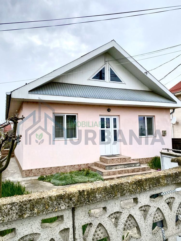 Casă de vânzare în Pașcani, Zona Centrală | 98,5 mp utili | 412 mp teren - Poză 1