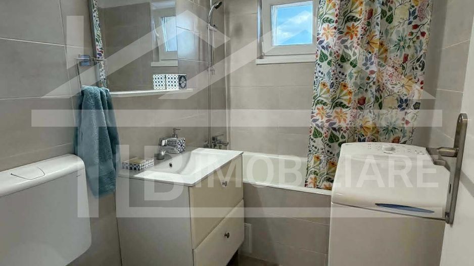 Apartament cu 2 camere, 50 mp, decomandat, Zona Semicentrala - Poză 5