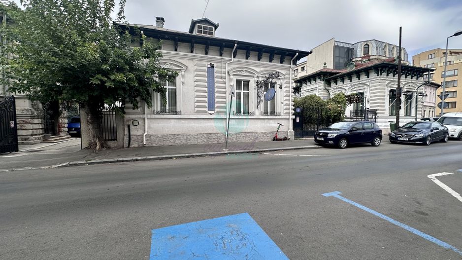 Casa ideala pentru restaurant, clinica sau birouri - Poză 2