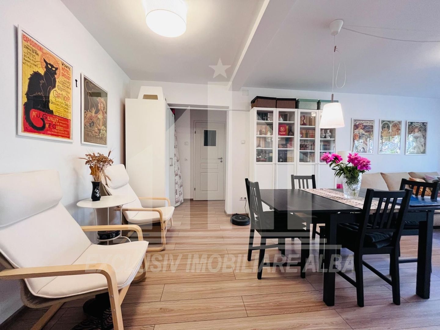 Apartament cu 3 camere, etaj 1, Cetate - Poză 1