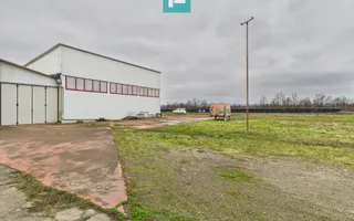 Hală de producție, cu birouri și teren, în Sebiș - Poză 59