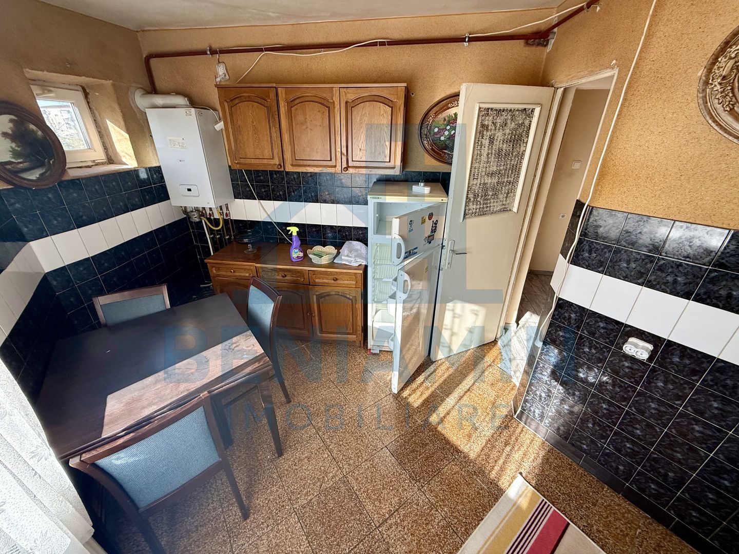 2 camere - etaj 2 -54mp -centrala proprie - Craiovita Noua - Vitaplus - Poză 3