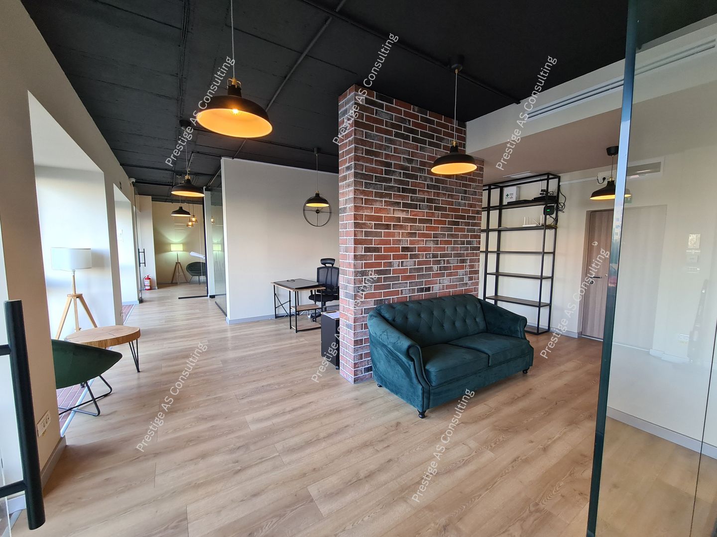 SAD - Spatiu comercial de 100 mp cu 4 locuri de parcare - Torontalului - Poză 1