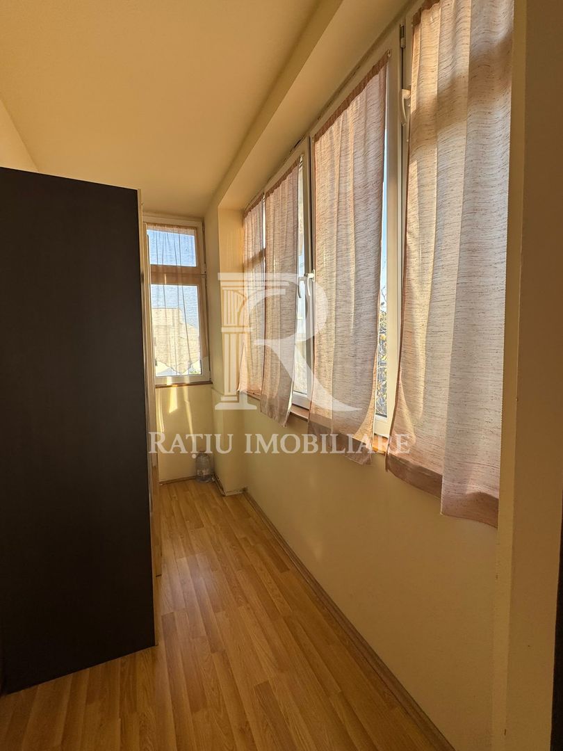 De inchiriat| Apartament cu 3 camere | Ultracentral - Poză 9