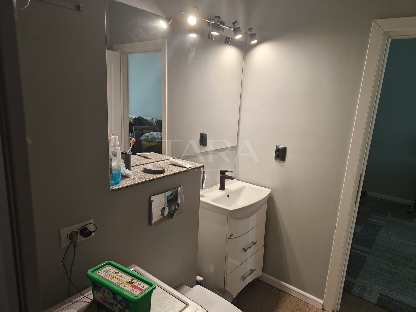 Apartament 2 Camere. Ultracentral. Eficient: amenajare 2 dormitoare. - Poză 6