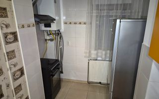2 Camere - Decomandat - 79mp - Mobilat - Centrala - Etaj 3 - Ghimbav - Poză 7