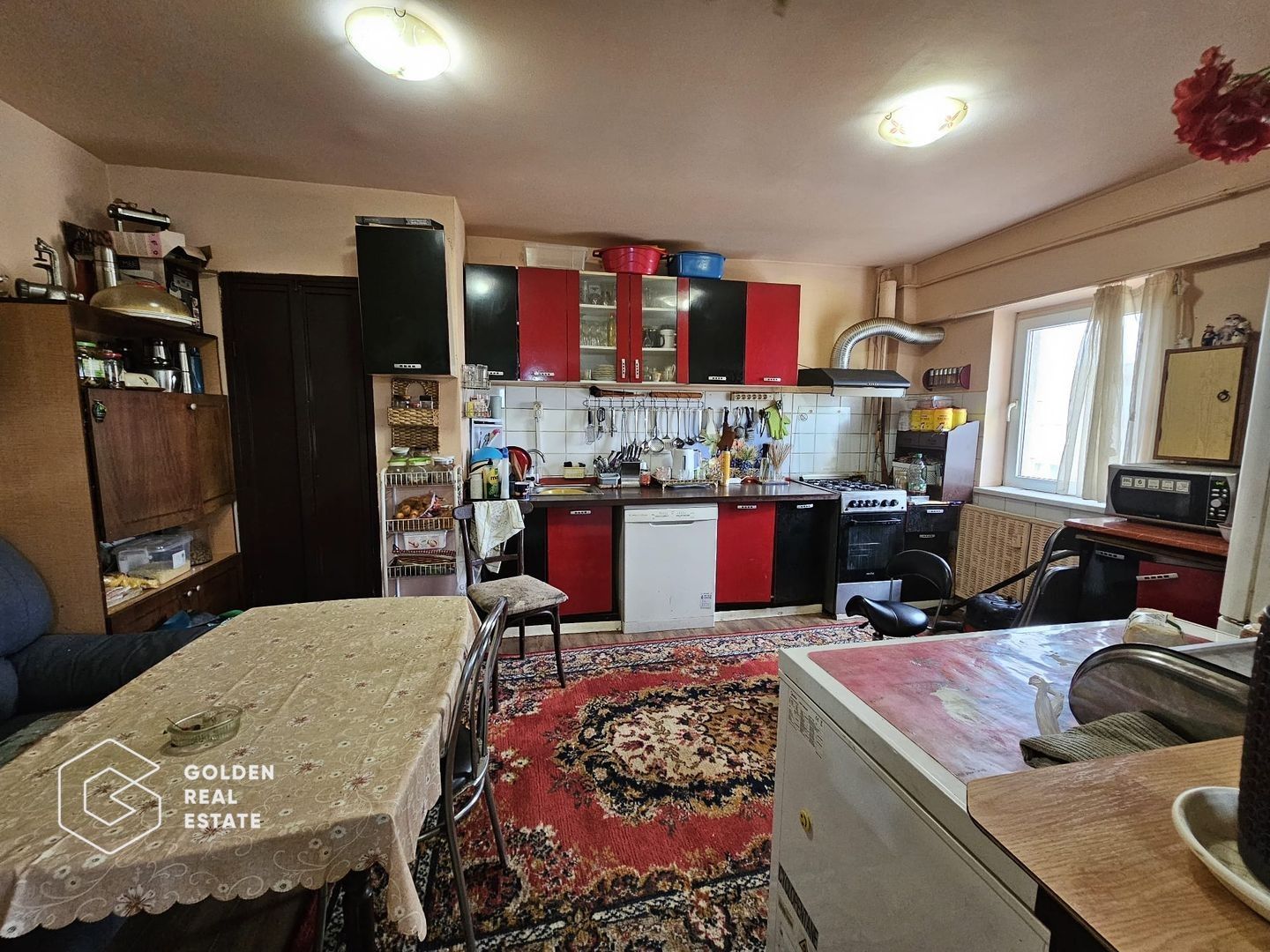 Apartament cu 5 camere ,Micalaca, zona 300 - Poză 3