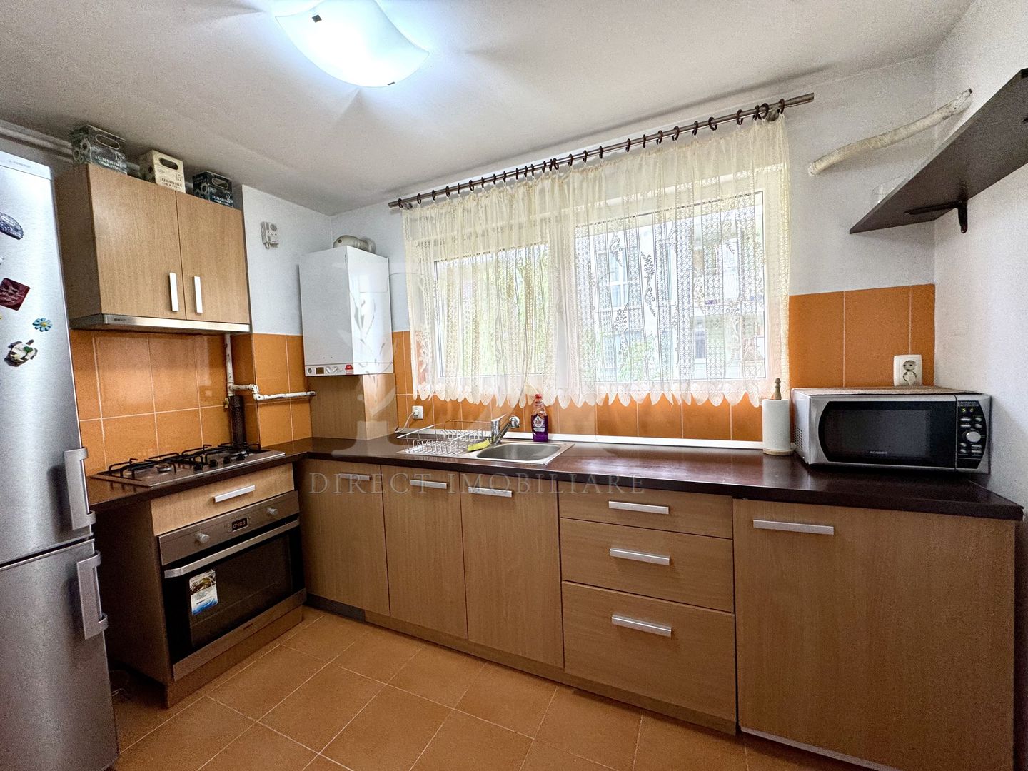 Apartament la cheie / etaj intermediar / zona Eroilor - Poză 8