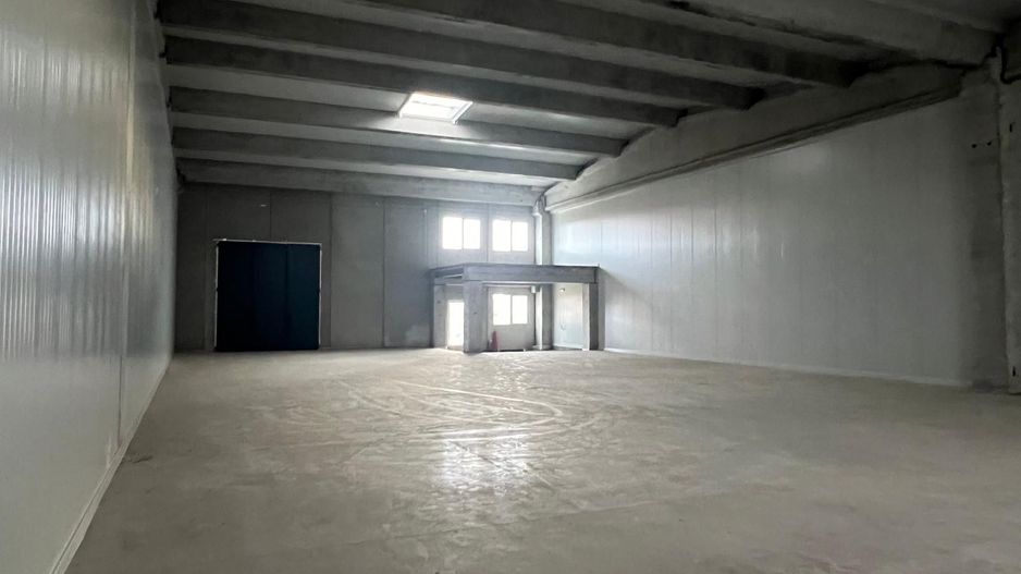 Spatiu de productie si depozitare 885 mp - Poză 1