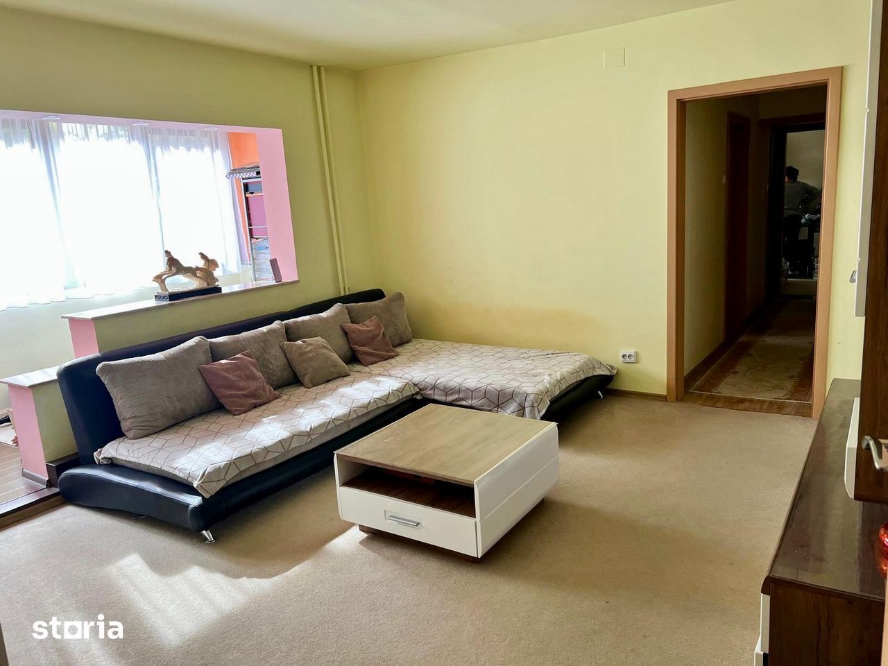 Proprietar vand apartament cu 3 camere, centrala+ baxa, zona Girocului - Poză 3