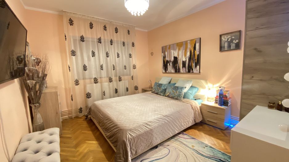Apartament 3 Camere, Decomandat, Etaj 3,  Zona Aradului, Comision 0% - Poză 2