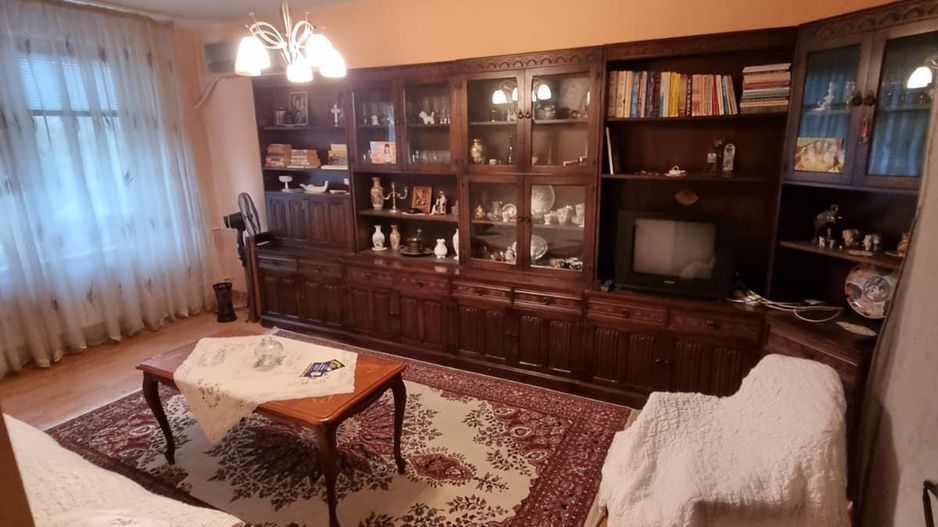 De vanzare apartament 2 camere 56mp, Margeanului/Rahova - Poză 1