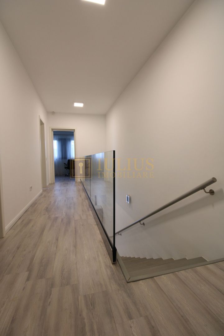 Zona Lipovei, casa 4 camere + 3 bai, curte proprie. - Poză 12