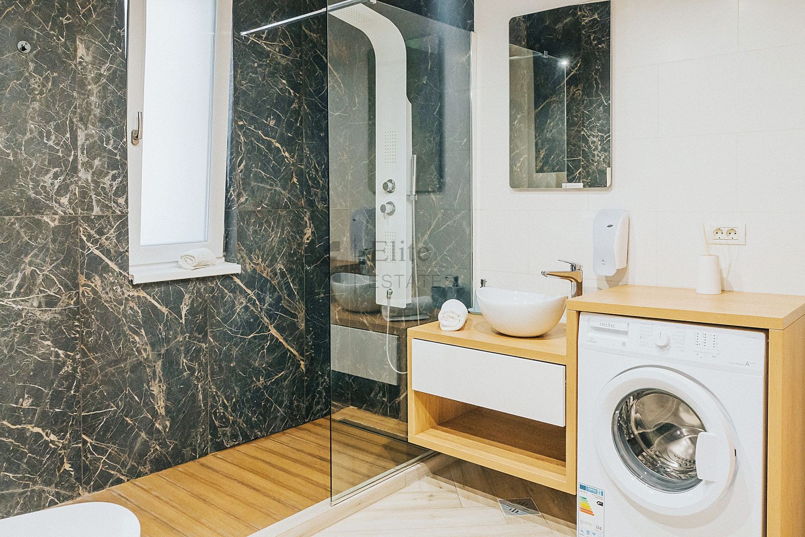 Apartament nou de vanzare cu 3 camere ultracentral Oradea - Poză 14