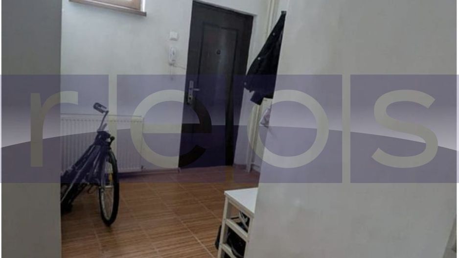 VANZARE  3 CAMERE  IN  VILA INTERBELICA  –PIATA VICTORIEI - Poză 9