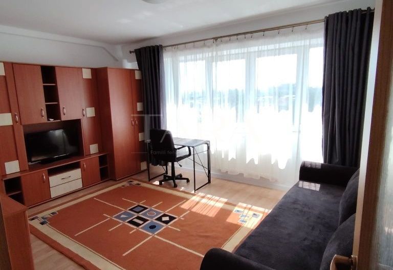 Apartament 37 mp, etaj 3/4, mobilat și utilat complet, 2 parcari. - Poză 3