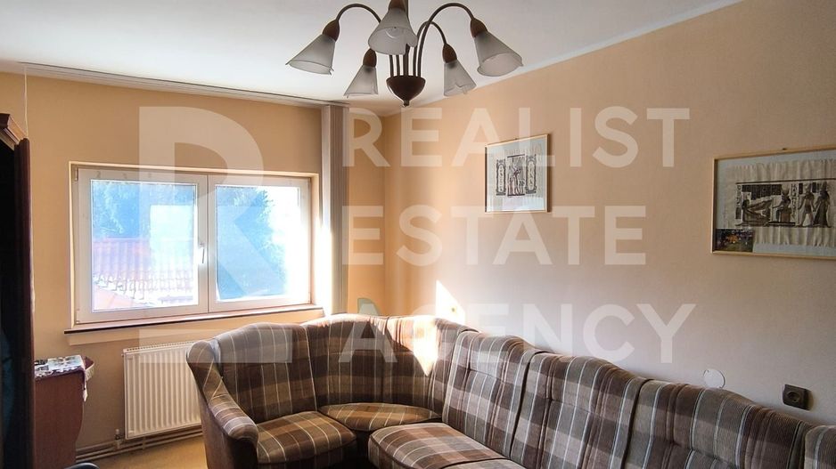 Vânzare, apartament cu 3 camere în Predeal - Poză 2