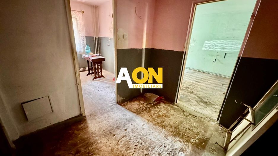 Apartament 2 camere de vânzare | 50 mp | Parter | Zona Cetate - Poză 1