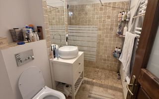 Apartament elegant cu 3 camere și 2 băi, strada Primăverii. - Poză 8