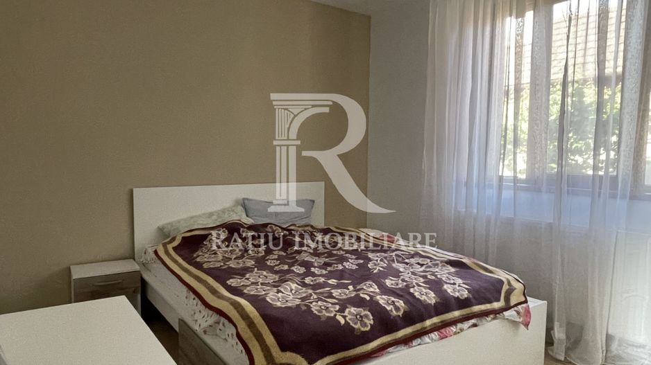 Casă de închiriat | Dublu front stradal | Iosia | Oradea - Poză 11