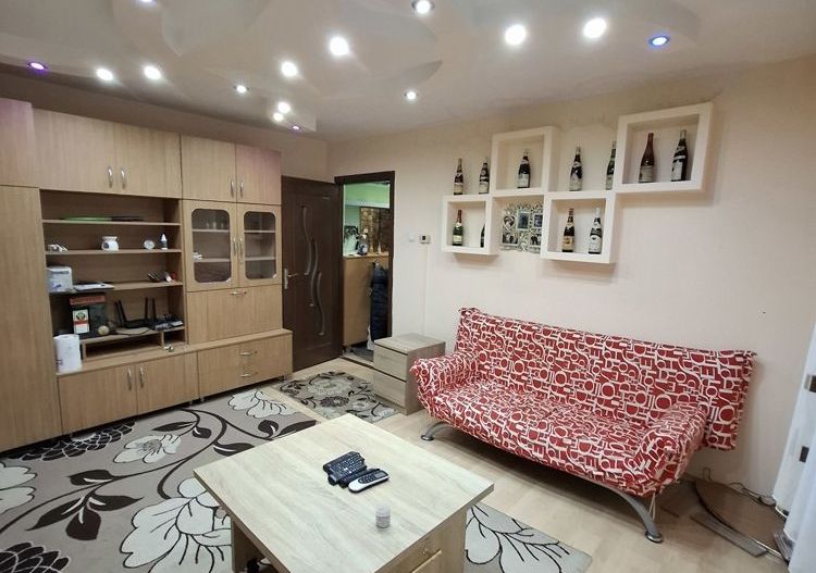 BRASADAS vinde ap 2 cam etaj 1/4 în Micro 14. - Poză 2