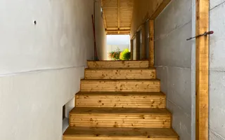 Gata de locuit! Vanzare casa cu 5 camere in Priboiu, com.Branesti - Poză 12