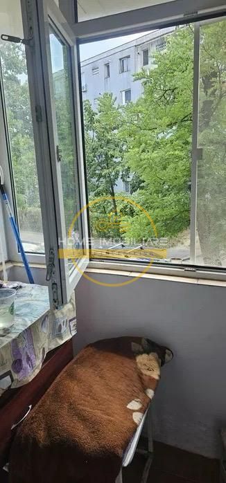 Apartament cu 2 camere / 30 mp/ zona Podu Ros - Poză 6
