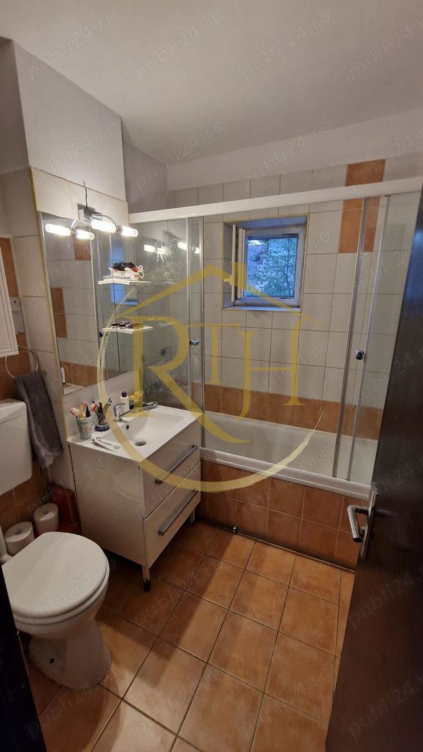 Apartament cu 3 camere de inchiriat zona Martirilor-Judetean - Poză 8