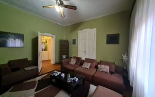 Vila generoasa,destinatii multiple - Poză 4