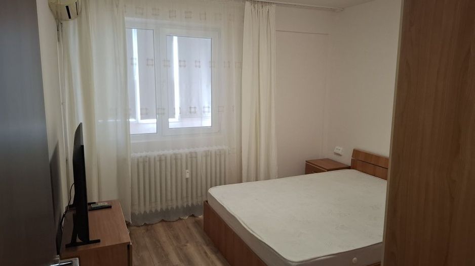 2 camere - Titan - metrou - Poză 5