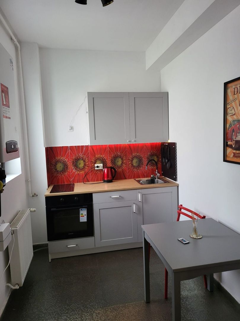 Inchiriere garsoniera 50 mp cu centrala | 5 min metrou Timpuri Noi - Poză 8