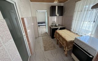 Casa cu o cameră, mobilată și utilată, de închiriat în Valea Adâncă - Poză 5