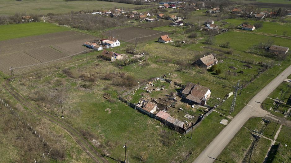 Teren intravilan de 1325 mp în Battonya - Poză 4