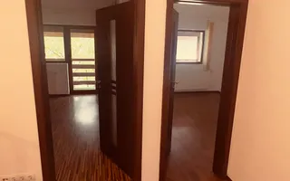 Casă cu 4 camere, curte proprie și 2 balcoane – Șelimbăr - Poză 11