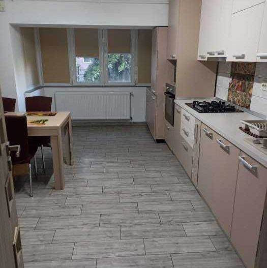 BRASADAS vinde ap 3 camere, zona soarelui etaj 1/4. - Poză 8