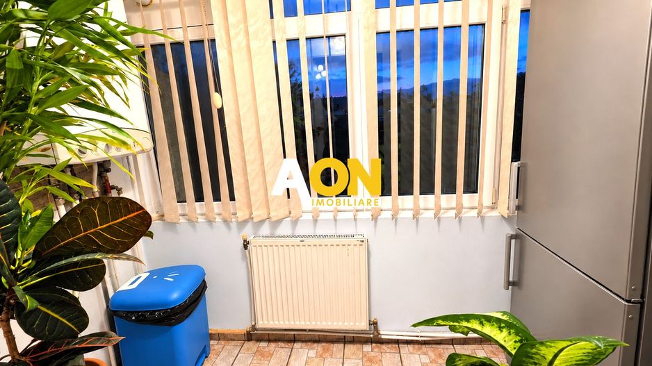 Apartament decomandat, 4 camere, 95 mp utili, boxa de 13 mp, Centru - Poză 6