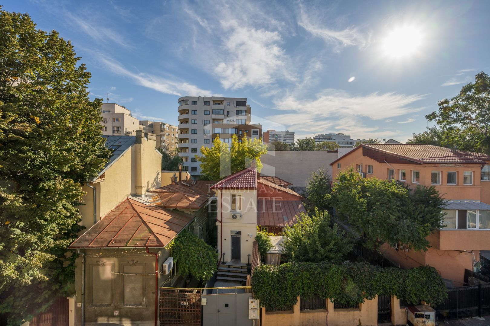 Zona C Calarrasilor ,apartament în imobil interbelic - Poză 3