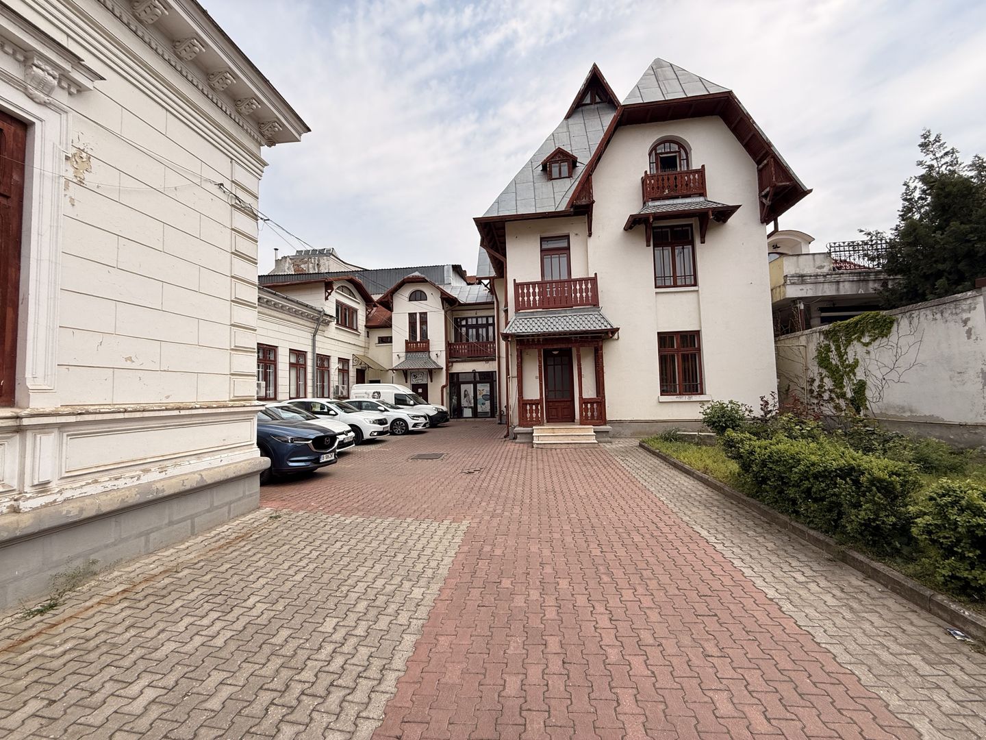 Vila Ultracentrala Monument Istoric restaurat - 12 locuri parcare - Poză 13