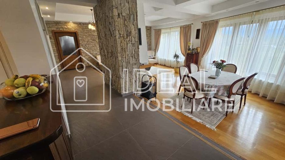 Casă deosebită, cu 5 camere, cu teren de 1132 mp – Cisnădioara - Poză 6