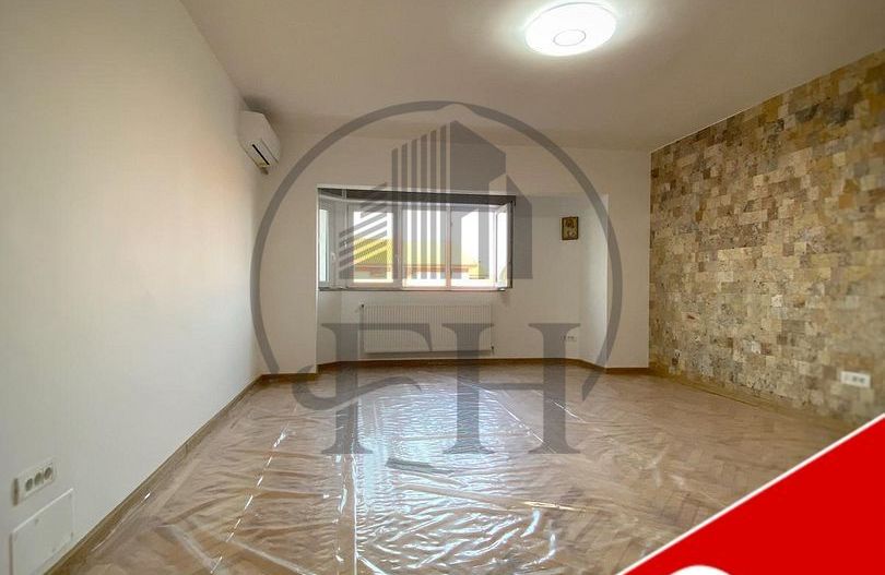 Apartament cu 3 camere de închiriat în Faleza Nord, Constanta - Poză 1