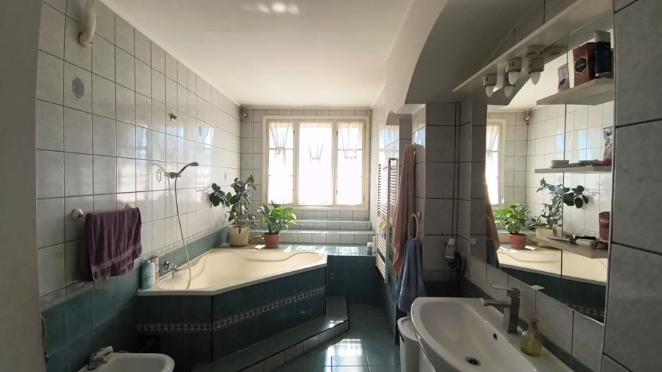 Apartament 3 camere | 120 MP | Ultracentral | Terasă + Pod | 93.800 € - Poză 10