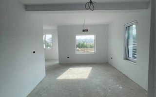 Duplex cu 3 camere 96mp-Moșnița Nouă - Poză 5