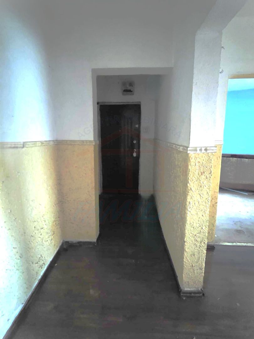 59.500 euro, APARTAMENT doua camere, decomandat, etaj 3 I.C. Frimu - Poză 3