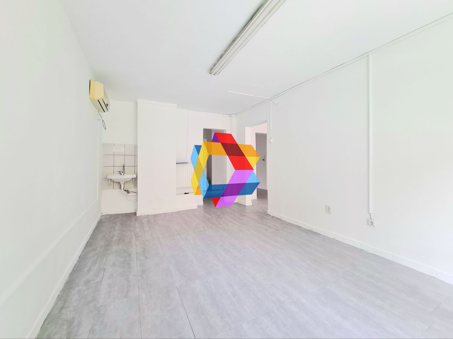 Spatiu comercial de închiriat Brasov - 55 mp # plus-imo.ro - Poză 1