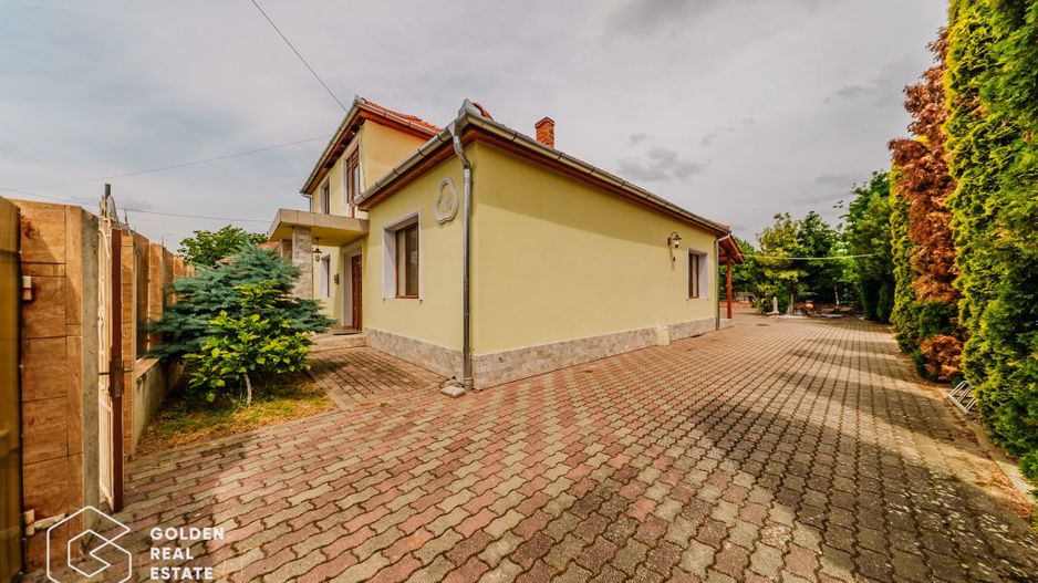 Afacere la cheie: Pensiune functionala sau casa de locuit, Ghioroc - Poză 2