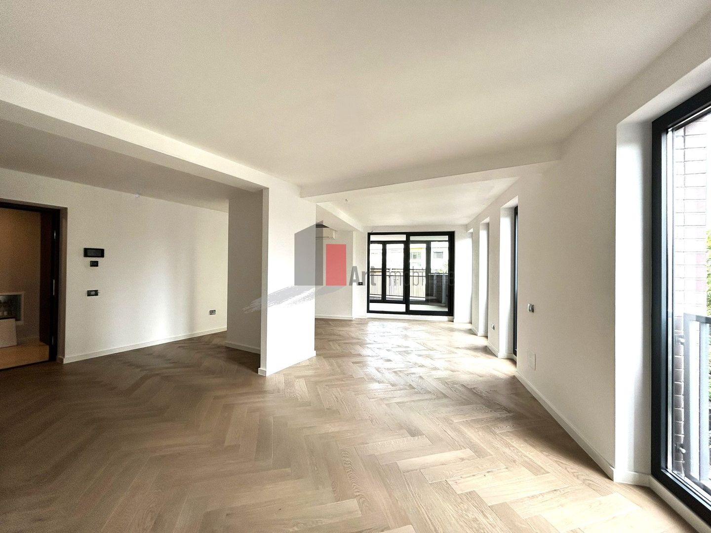 4 camere | Finisaje de lux | Imobil boutique 2022 - Poză 3